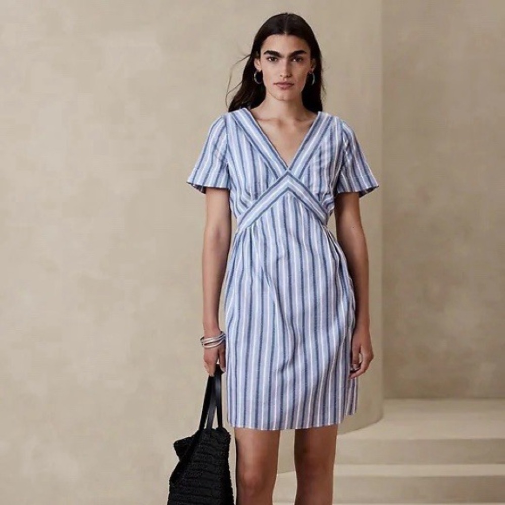 Banana Republic blue & white striped short sleeve cotton dress – XS NWOT - Picture 2 of 7